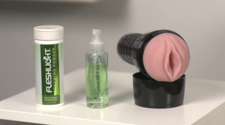 How to Clean Your Sex Toys a Fleshlight: Care, Refresh & Dry Tips
